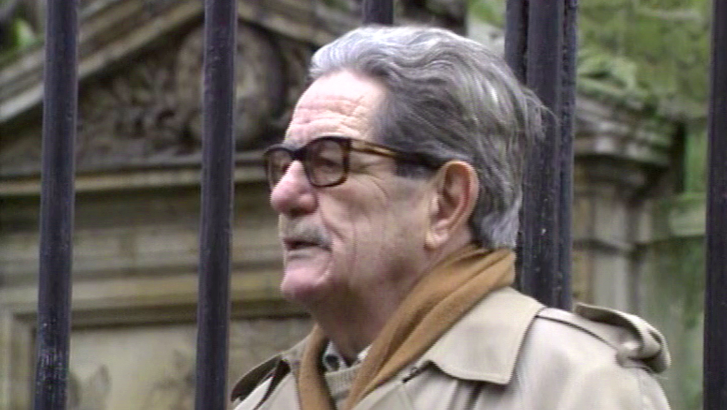 Κώστας Αξελός – 4 Φεβρουαρίου 2010