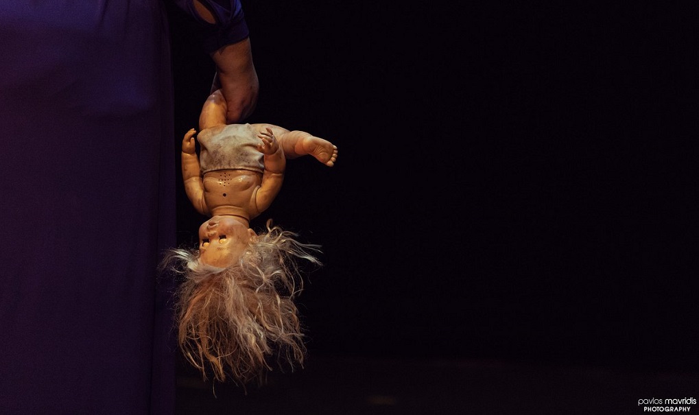 “Το σπίτι με τα δώρα” στο Θέατρο 104