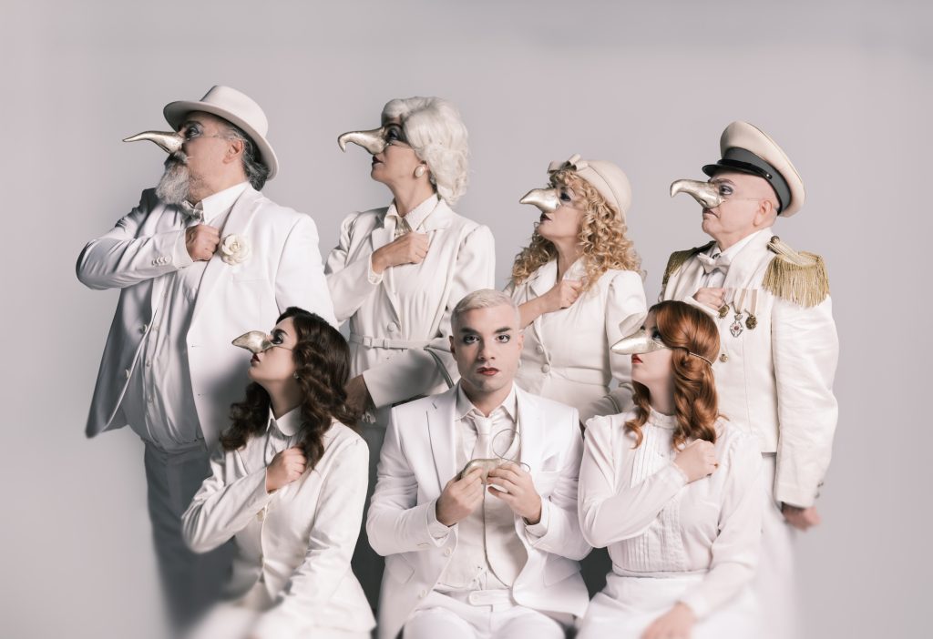 ΕΘΝΙΚΟ:” Ο τελευταίος Ασπροκόρακας” του Αλέξη Σολομού  στο Θέατρο Χώρος