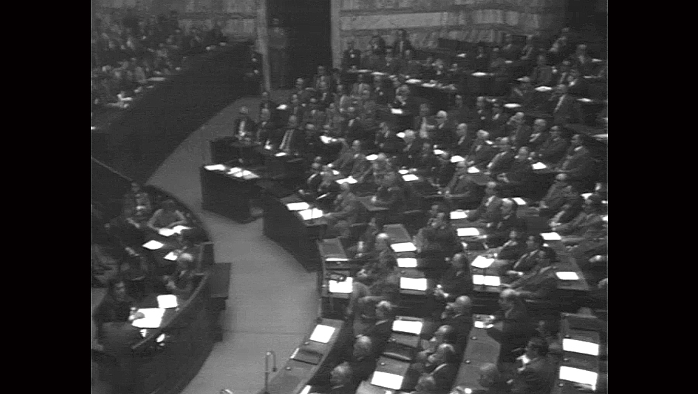 «Πραξικόπημα της πιτζάμας»- 24  Φεβρουαρίου 1975